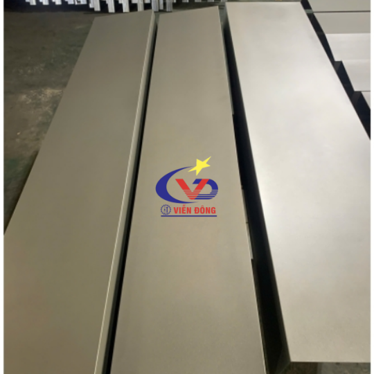 Sơn tĩnh điện diềm mái canopy cho dự án Lego VSIP 3 Bình Dương