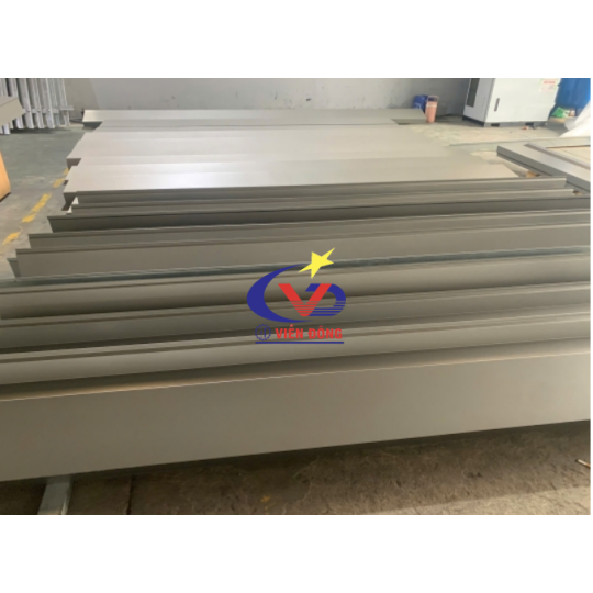 Sơn tĩnh điện diềm mái canopy cho dự án Lego VSIP 3 Bình Dương